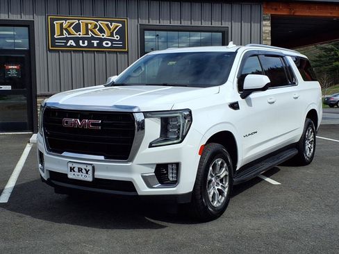 Used 2022 GMC Yukon XL SLE w/ Max Trailering Package image 1