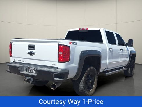 Used 2018 Chevrolet Silverado 2500 LTZ w/ Duramax Plus Package AWD/4WD image 10