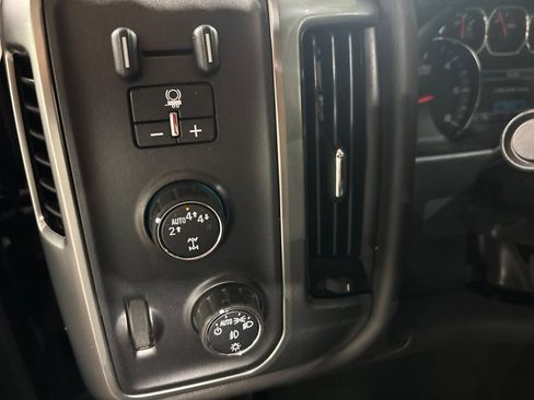 Used 2017 Chevrolet Silverado 1500 LT w/ All Star Edition AWD/4WD image 14