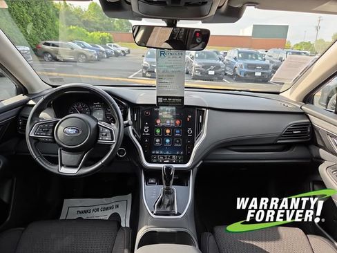 Used 2025 Subaru Outback Premium AWD/4WD image 10
