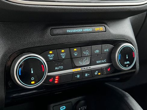 Certified 2022 Ford Escape SE w/ Convenience Package image 25