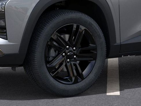 New 2026 Chevrolet Trax ACTIV w/ Sunroof Package image 9