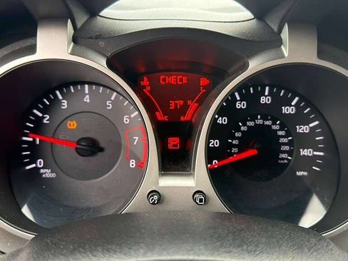 Used 2013 Nissan Juke SL image 33