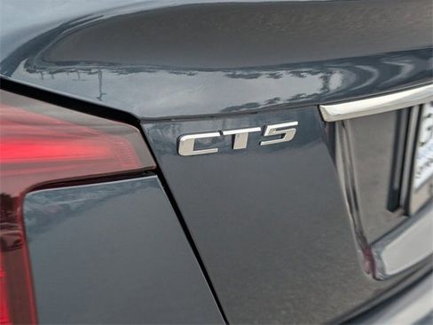 Used 2025 Cadillac CT5 Premium Luxury image 10