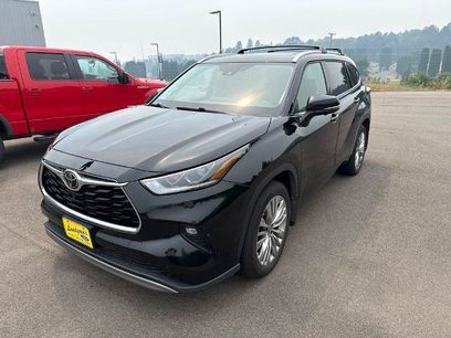 Used 2023 Toyota Highlander Platinum