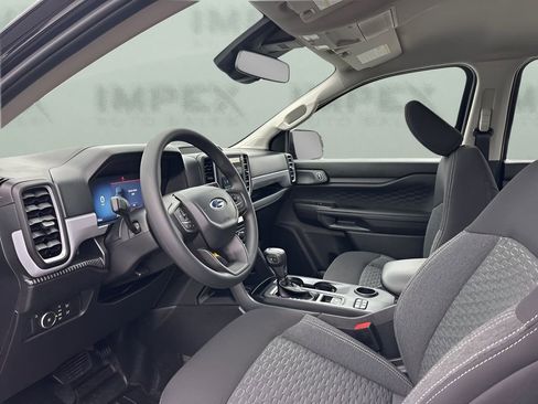 Used 2025 Ford Ranger XL image 9