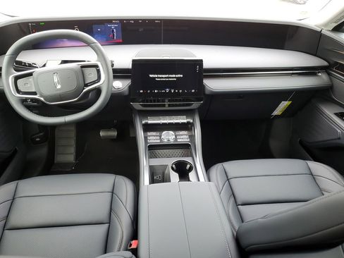 New 2026 Lincoln Nautilus Premier AWD/4WD image 14