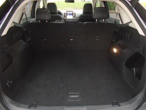 Used 2023 Ford Edge SEL w/ Convenience Package image 6