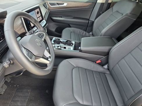 New 2026 Volkswagen Atlas SEL AWD/4WD image 9