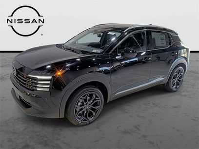 New 2025 Nissan Kicks SR w/ SR Premium Package