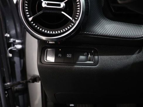Used 2025 Chevrolet Equinox LT w/ Safety and Technology Package FWD image 19
