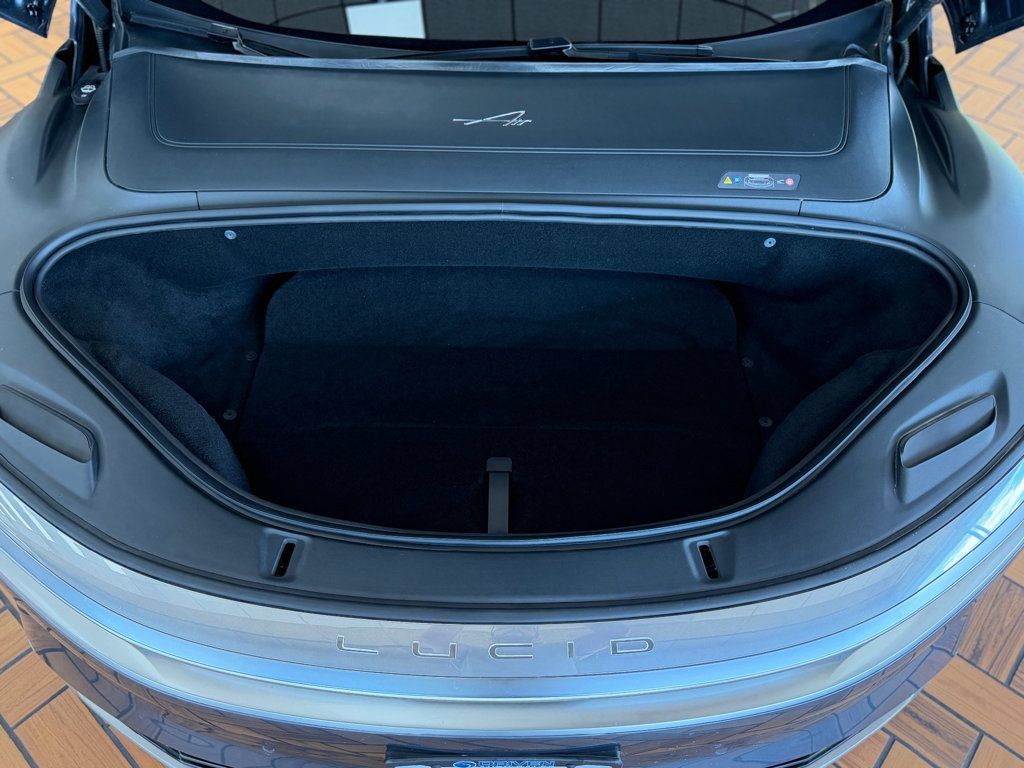 Used 2025 Lucid Air Touring AWD/4WD image 32