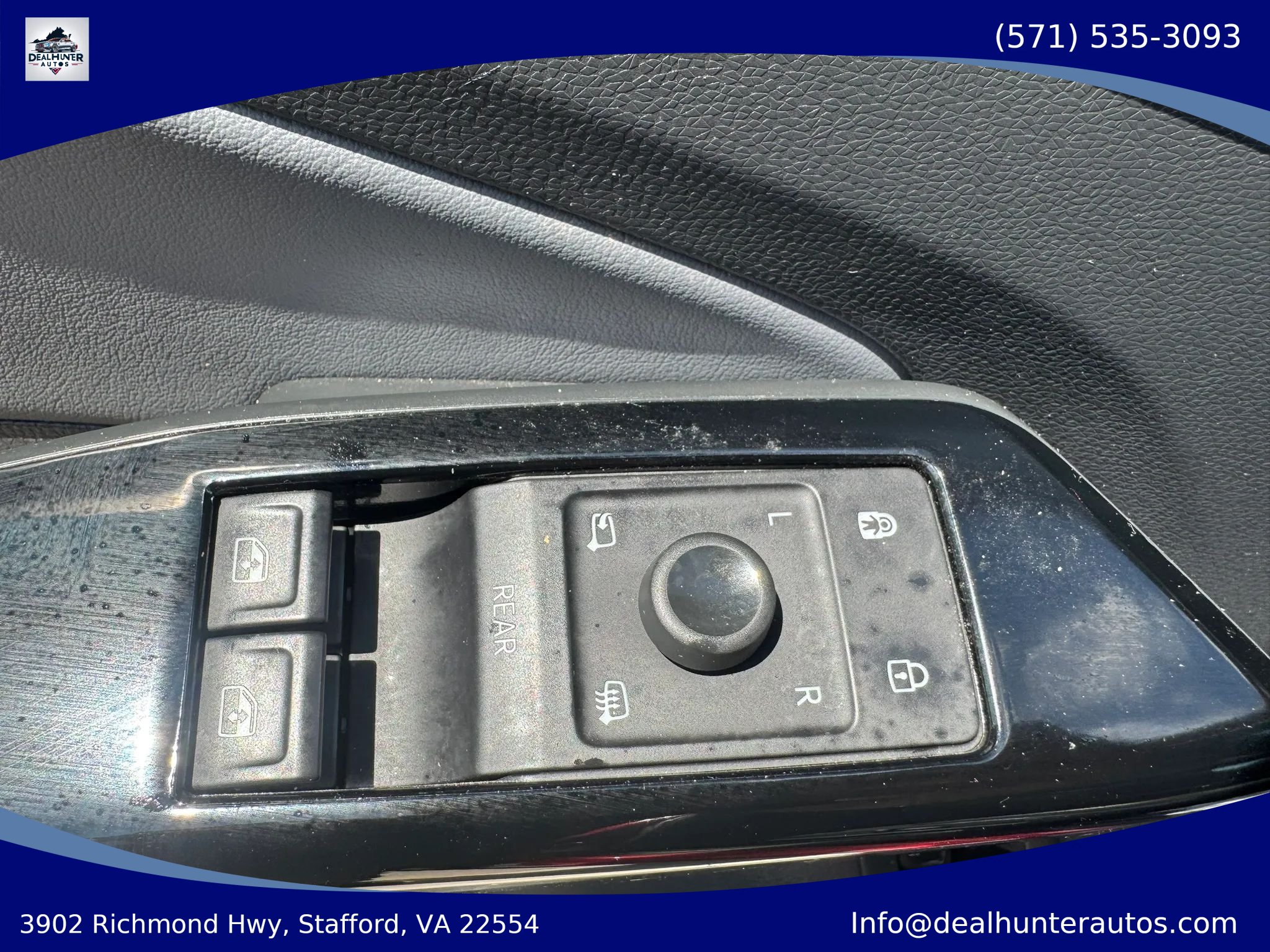 Used 2023 Volkswagen ID.4 Pro S Plus RWD image 22