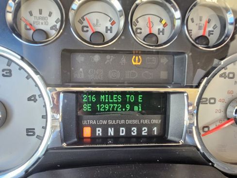 Used 2010 Ford F250 4x4 Crew Cab Super Duty image 9