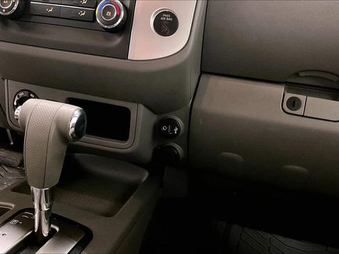 Used 2019 Nissan Frontier SV AWD/4WD image 17