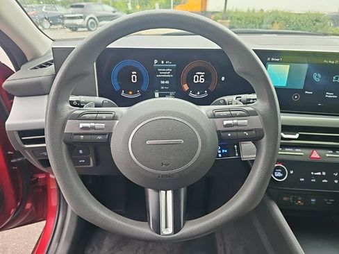 Certified 2025 Hyundai Sonata SEL FWD image 17