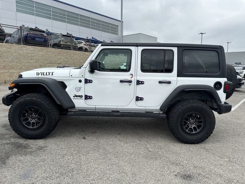 Used 2023 Jeep Wrangler Unlimited Sport AWD/4WD image 6
