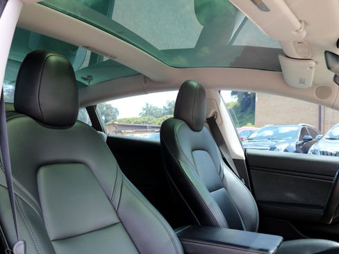 Used 2019 Tesla Model 3 Performance image 35