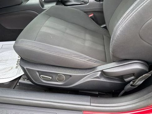 Used 2019 Ford Mustang GT RWD image 17
