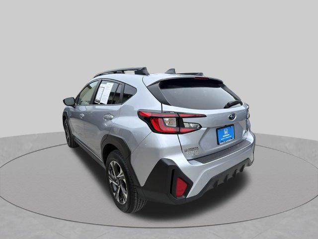 Used 2024 Subaru Crosstrek 2.0i Premium AWD/4WD image 3