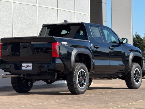 New 2026 Toyota Tacoma TRD Off-Road image 4