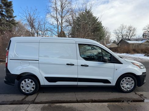 Used 2022 Ford Transit Connect XL image 6