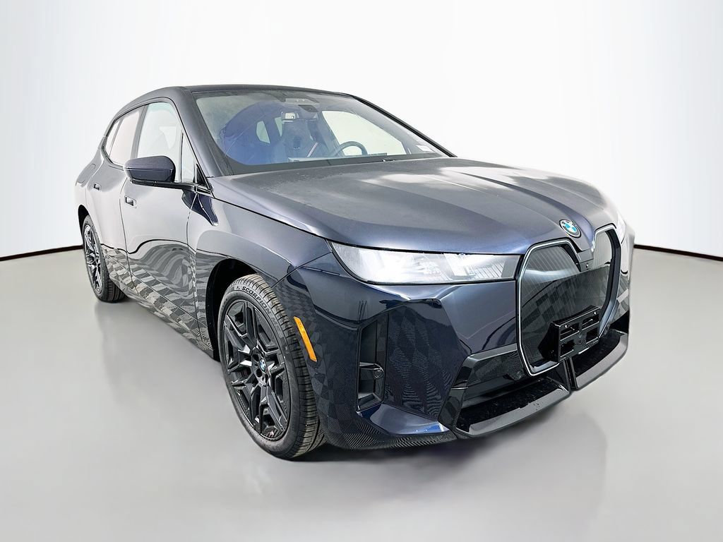Used 2026 BMW iX xDrive45 w/ M Sport Package AWD/4WD image 3