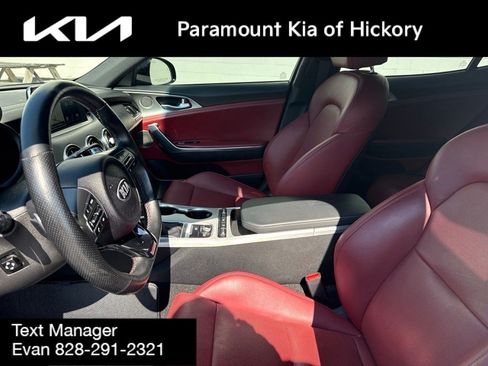 Used 2019 Kia Stinger GT1 AWD/4WD image 20