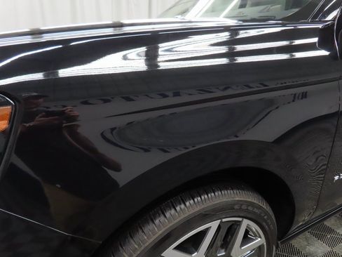 Used 2025 Ford Expedition Max Platinum w/ Platinum Ultimate Package image 52