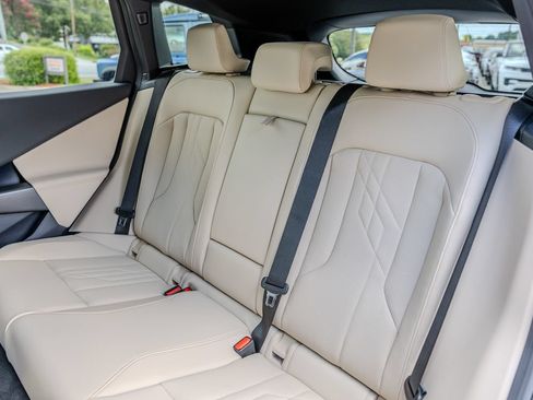 Used 2025 BMW X3 M50 w/ Premium Package AWD/4WD image 19