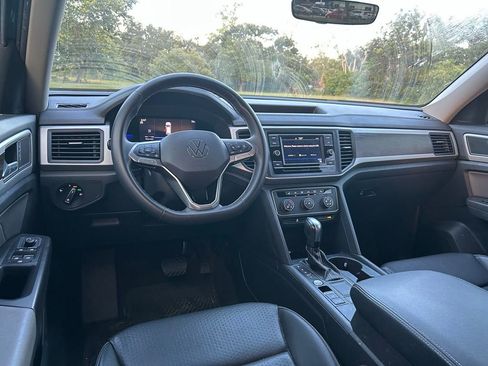 Used 2022 Volkswagen Atlas SE FWD image 13