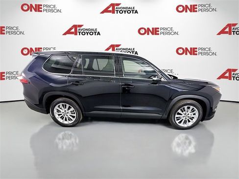 Used 2024 Toyota Grand Highlander Platinum image 8