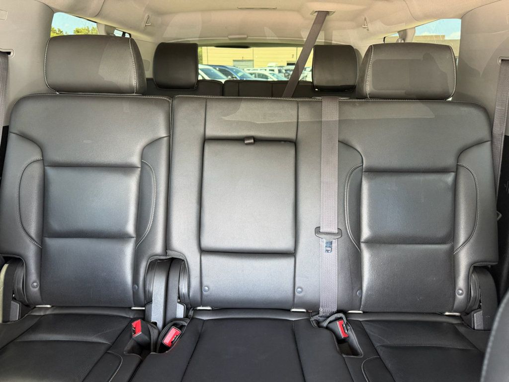 Used 2015 Chevrolet Suburban LTZ RWD image 28
