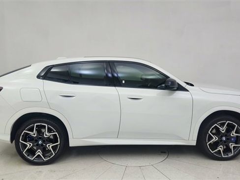 Used 2025 BMW X2 M35i image 6