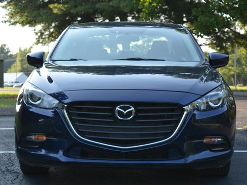 Used 2017 MAZDA MAZDA3 Sport FWD image 3