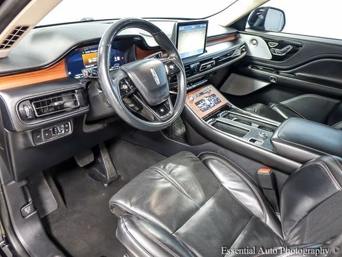 Used 2021 Lincoln Aviator Reserve w/ Equipment Group 202A AWD/4WD image 10