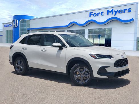 New 2026 Honda HR-V LX image 1