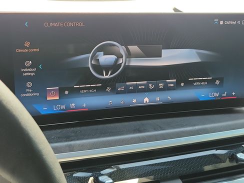 Certified 2024 BMW X5 sDrive40i w/ Premium Package RWD image 29