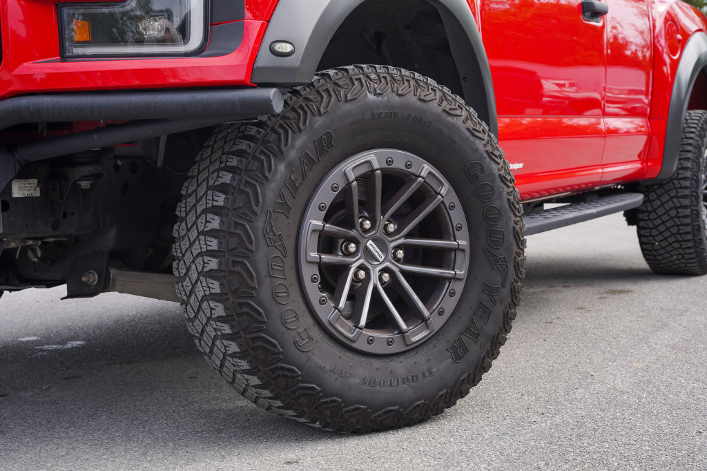 Used 2020 Ford F150 Raptor AWD/4WD image 5