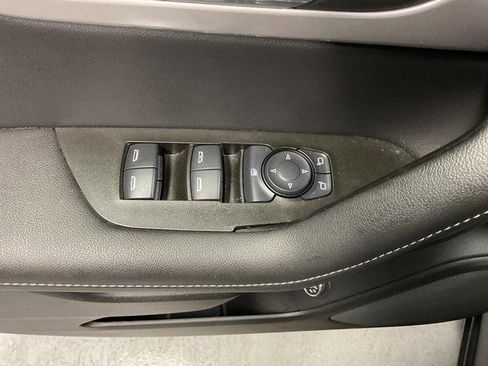 Used 2025 Chevrolet Blazer LT w/ Convenience Package image 14