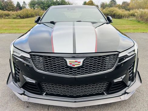 Used 2022 Cadillac CT4 V Blackwing w/ Carbon Fiber 1 Package image 9
