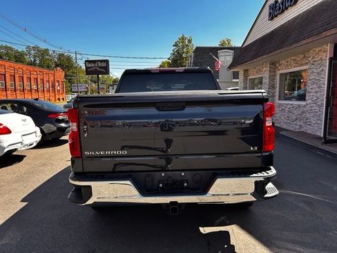 Used 2024 Chevrolet Silverado 1500 LT AWD/4WD image 6