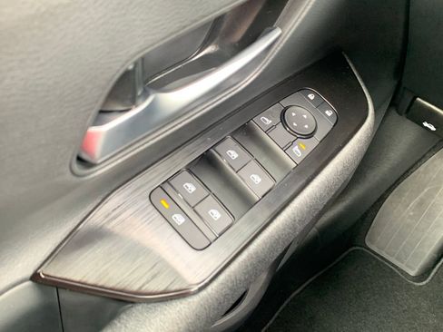 New 2026 Nissan Kicks SV FWD image 17