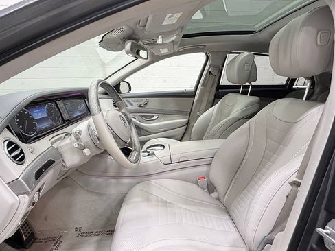 Used 2017 Mercedes-Benz S 550 4MATIC Sedan image 29