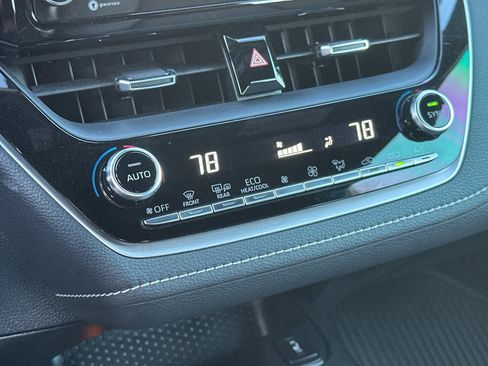 Used 2022 Toyota Corolla XSE image 22