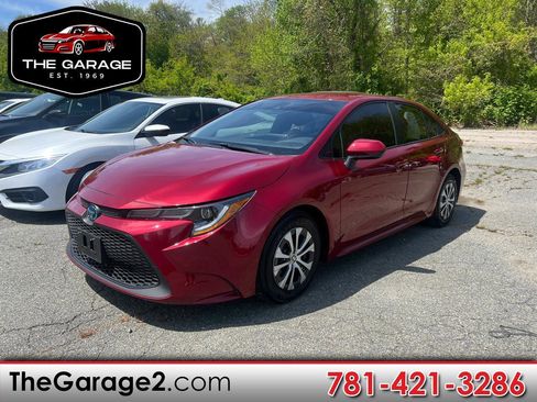 Used 2022 Toyota Corolla LE FWD image 1