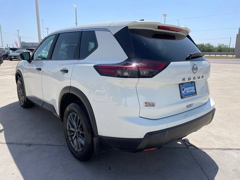 Certified 2026 Nissan Rogue S FWD image 5