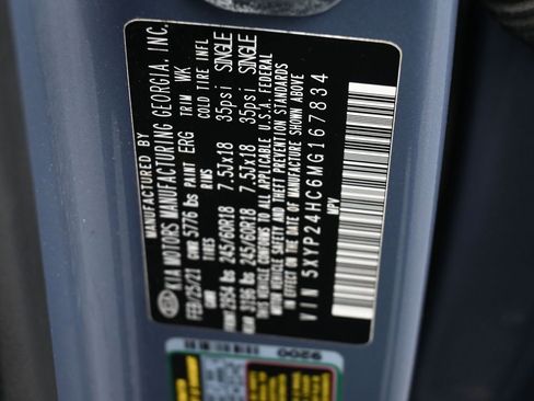 Used 2021 Kia Telluride LX image 17