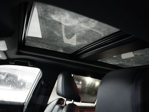 Used 2021 Toyota RAV4 XSE image 5