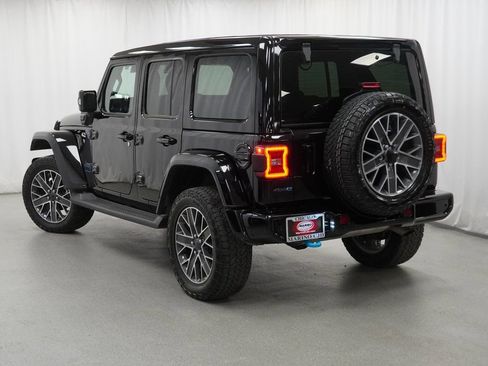 Used 2024 Jeep Wrangler High Altitude image 16